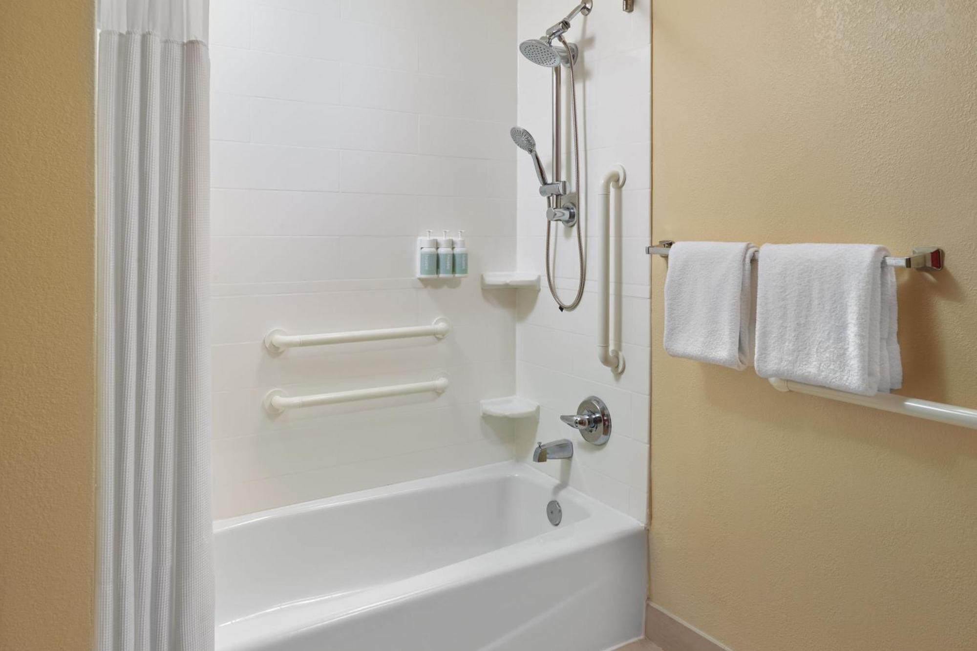 Courtyard By Marriott Orlando Airport Hotel Екстериор снимка