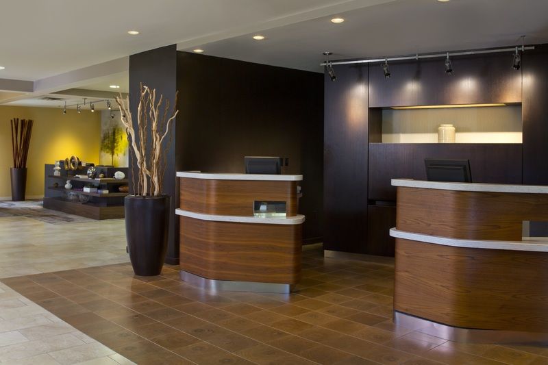 Courtyard By Marriott Orlando Airport Hotel Екстериор снимка