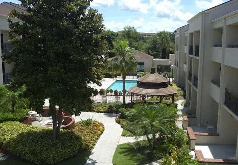 Courtyard By Marriott Orlando Airport Hotel Екстериор снимка
